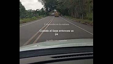 Carlos la empotró contra la pared de la nave