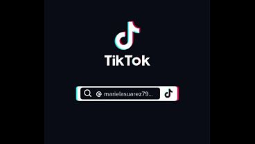 Chicas tiktokeras en un polvo salvaje y caliente