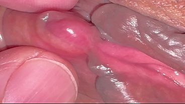 Coño rosado pide verga dura y mucho semen