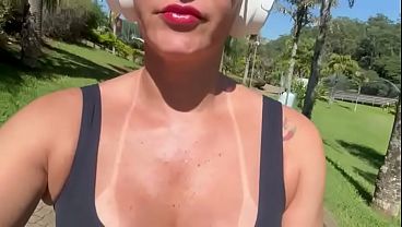 La esposa caliente de Casal Trans E Marido lo vuelve loco de celos