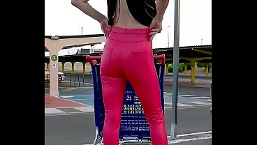 Leather y provocación: Natalie me volvió loco con sus piernas