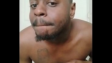 Llamasr me reta en una apuesta sexual muy caliente