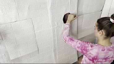 Misss vikki gira la polla gruesa del gloryhole sin parar